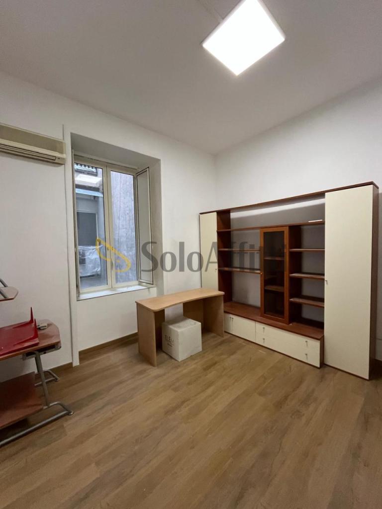 appartamento in affitto a Napoli in zona San Ferdinando