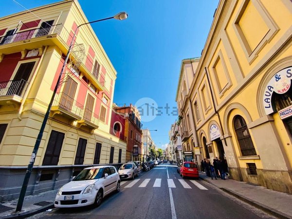 appartamento in affitto a Napoli in zona Chiaia