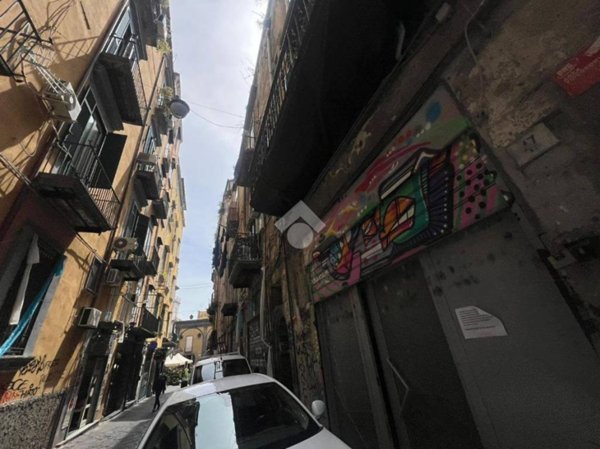 monolocale in affitto a Napoli