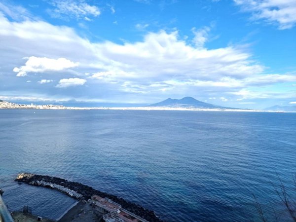 appartamento in affitto a Napoli in zona Posillipo