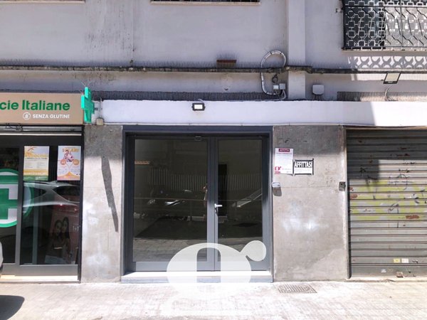 locale commerciale in affitto a Napoli in zona Capodimonte / Colli Aminei