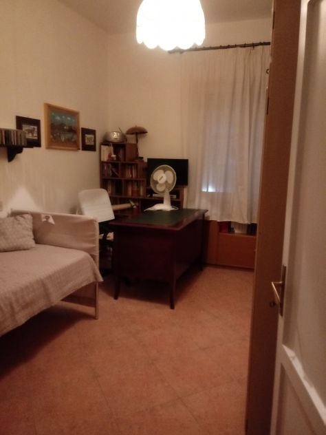 camera singola in affitto a Napoli in zona Arenella