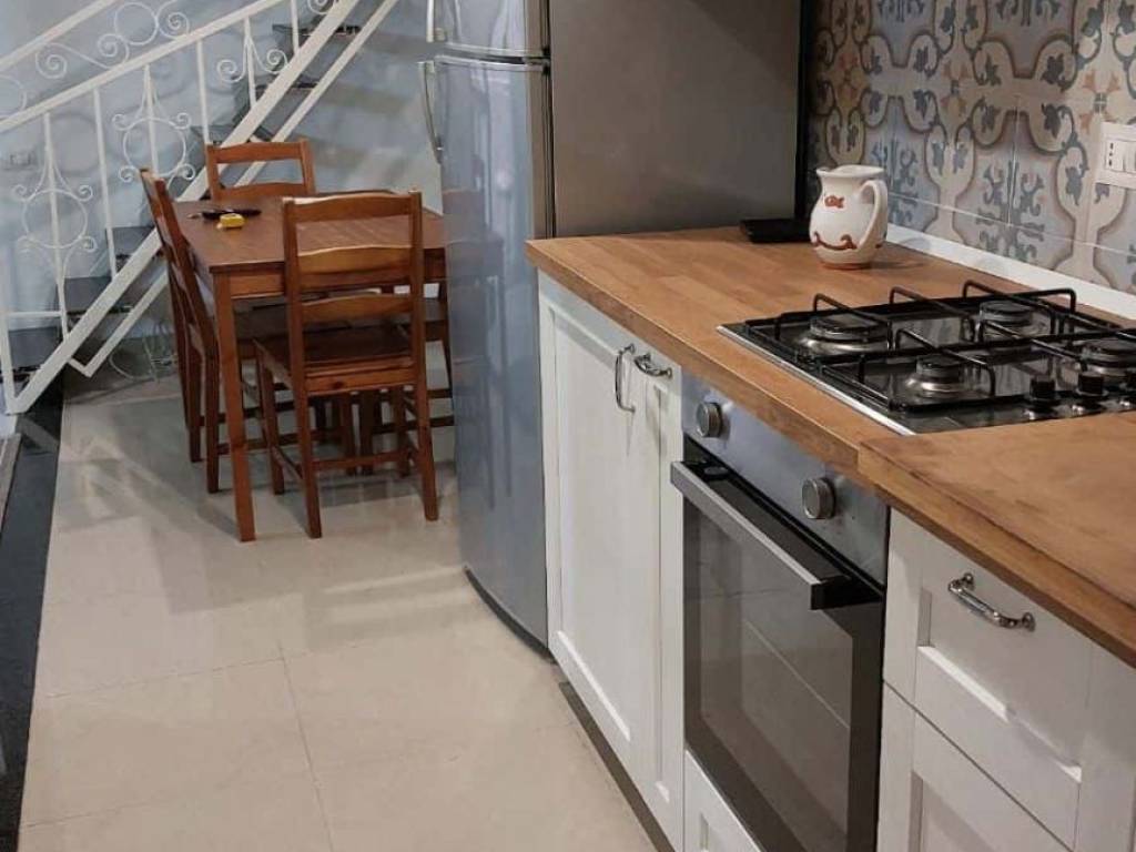 appartamento in affitto a Napoli