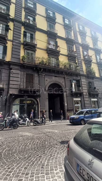 locale commerciale in affitto a Napoli