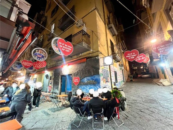 monolocale in affitto a Napoli