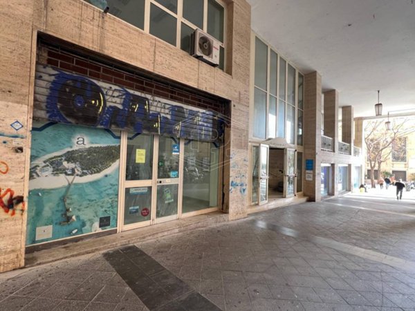 appartamento in affitto a Napoli in zona Porto