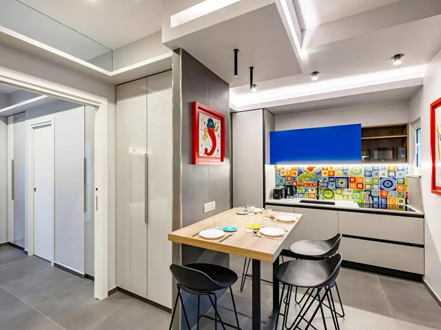 appartamento in affitto a Napoli in zona Stella