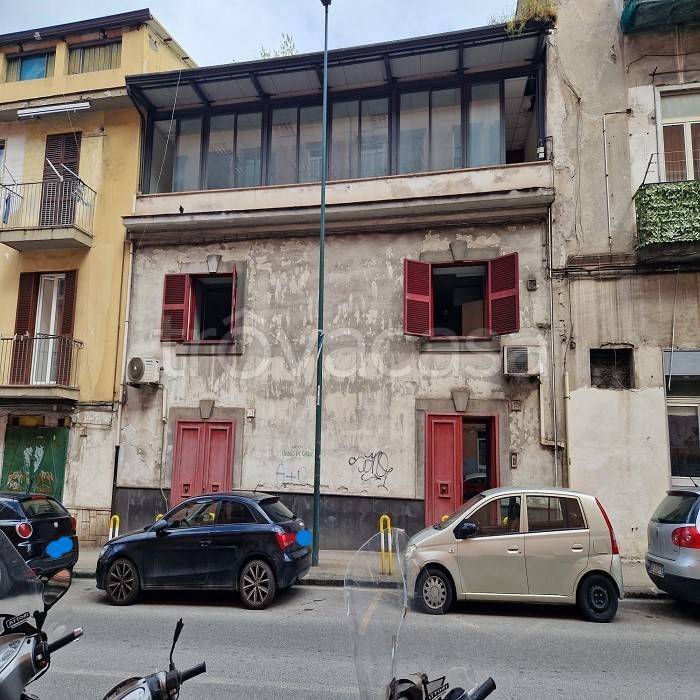 ufficio in affitto a Napoli