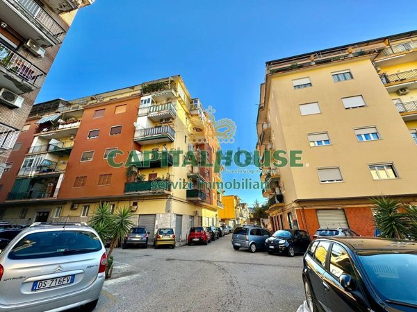 locale commerciale in affitto a Napoli in zona Bagnoli