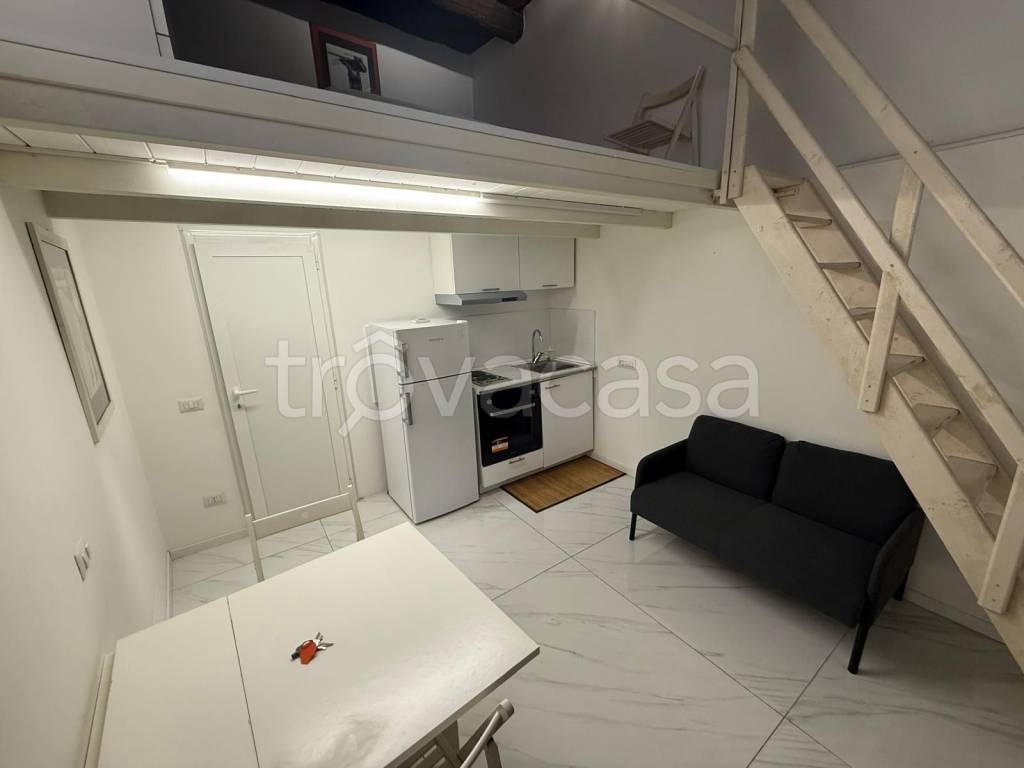 appartamento in affitto a Napoli in zona Pendino / San Giuseppe