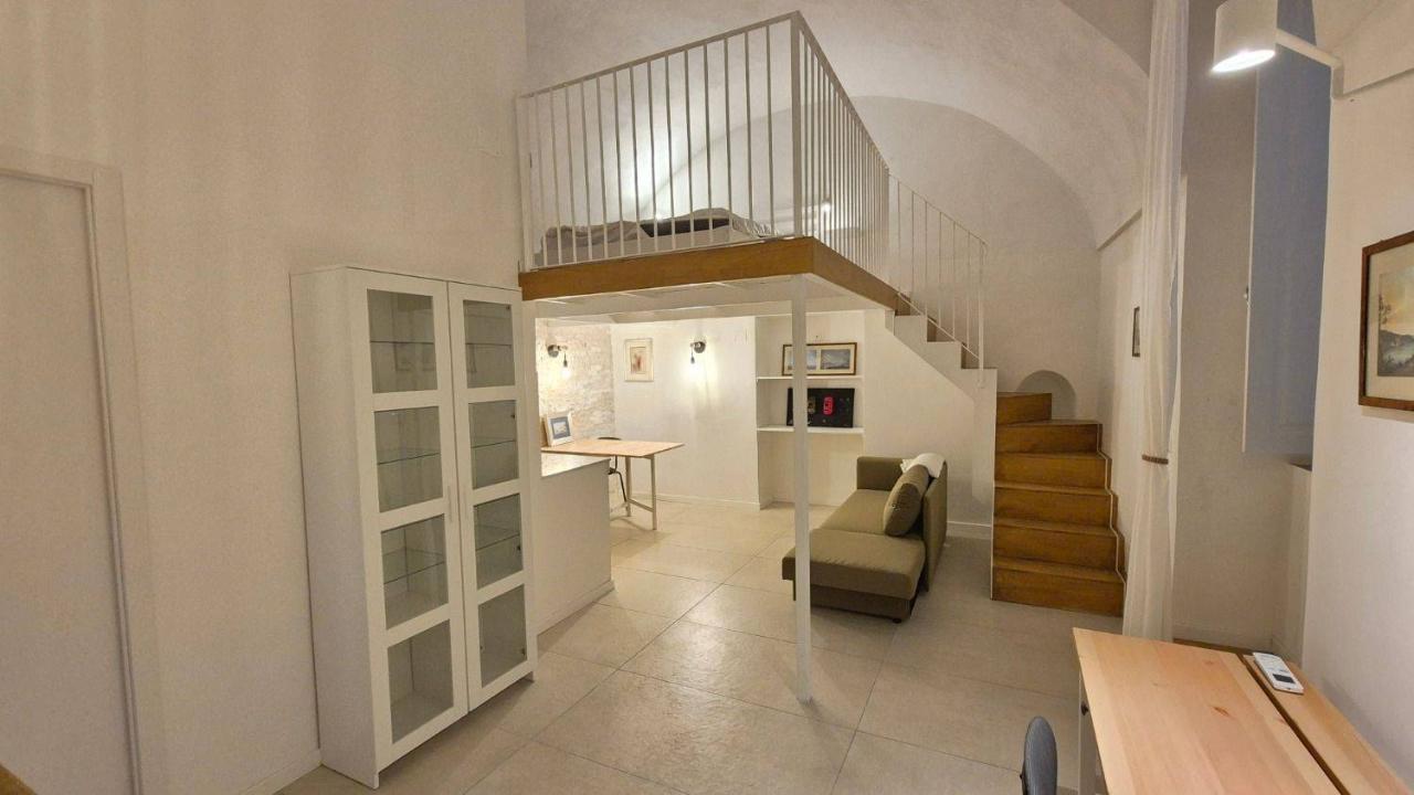 appartamento in affitto a Napoli in zona Stella