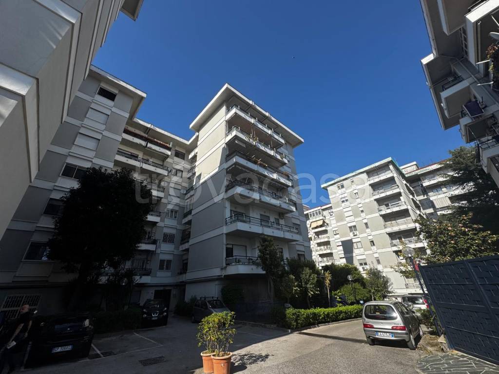 appartamento in affitto a Napoli in zona Arenella