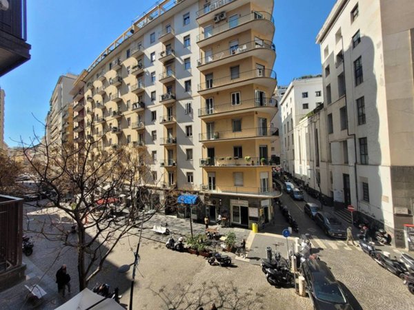 ufficio in affitto a Napoli in zona Montecalvario