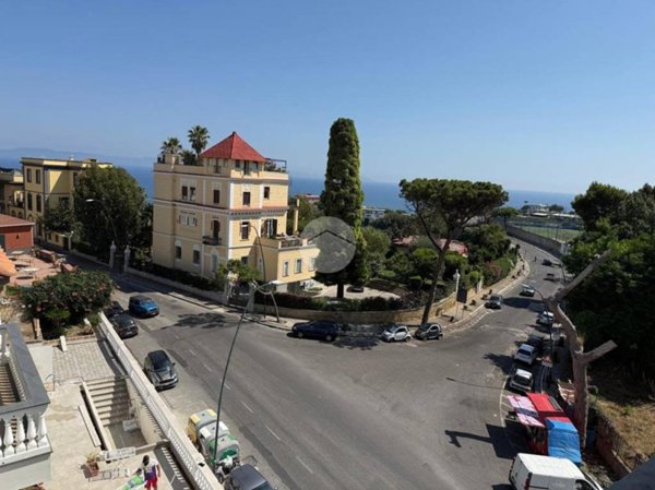 appartamento in affitto a Napoli in zona Posillipo