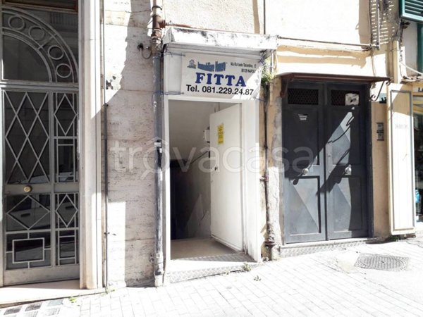 locale commerciale in affitto a Napoli in zona Vomero