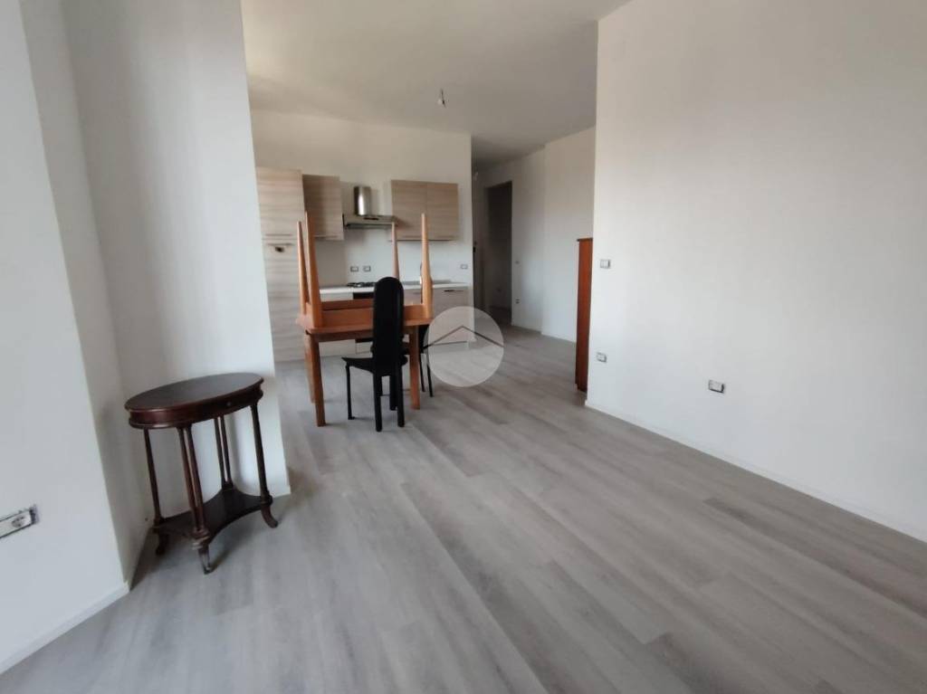 immagine annuncio 0 di 8