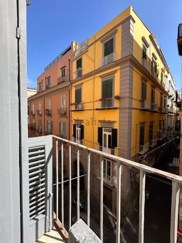 appartamento in affitto a Napoli in zona San Ferdinando