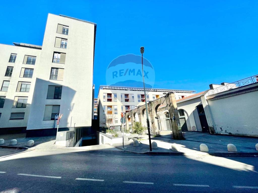 negozio in affitto a Napoli in zona Capodimonte / Colli Aminei