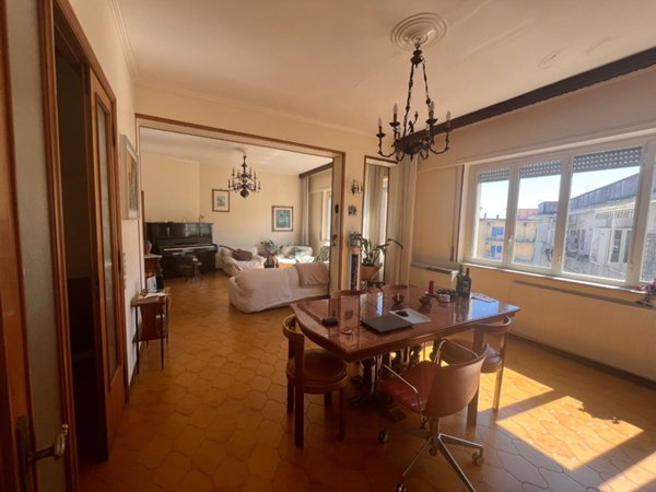 appartamento in affitto a Napoli in zona Stella