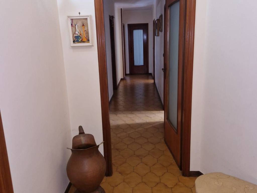 appartamento in affitto a Napoli in zona Stella