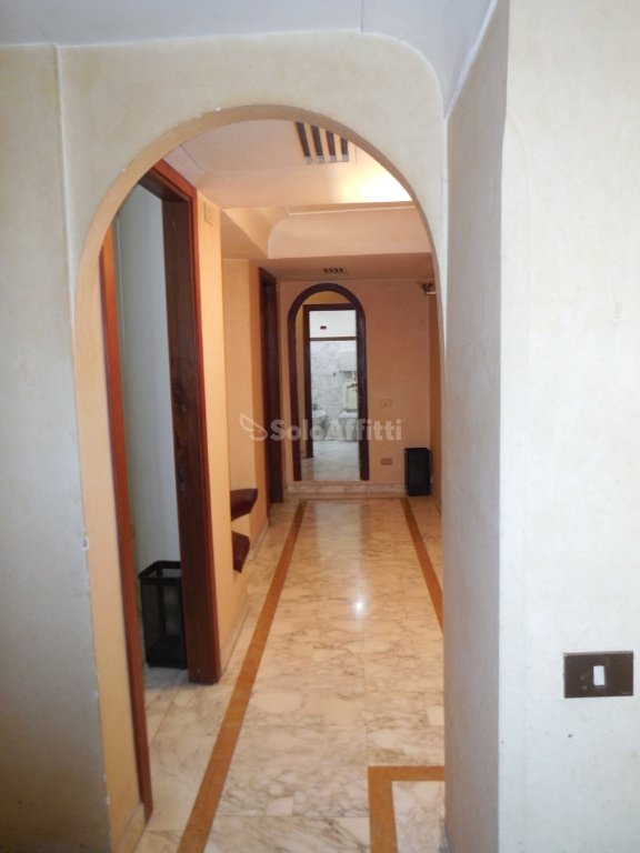 appartamento in affitto a Napoli in zona San Ferdinando