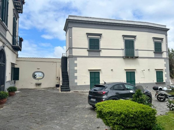appartamento in affitto a Napoli in zona Posillipo