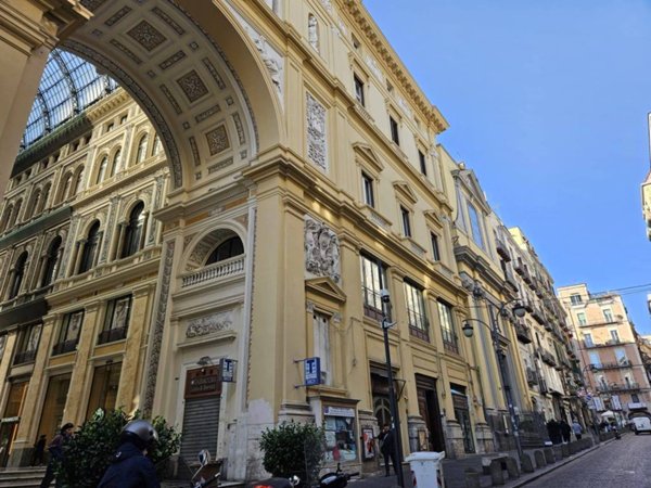 ufficio in affitto a Napoli