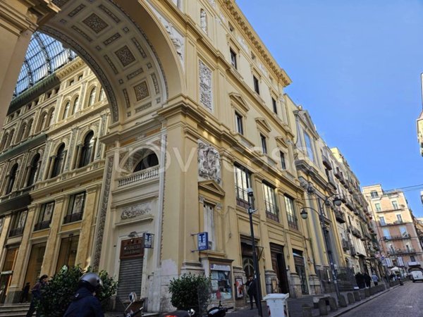 ufficio in affitto a Napoli in zona Porto