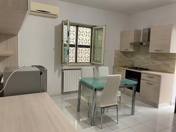 appartamento in affitto a Napoli in zona Chiaia