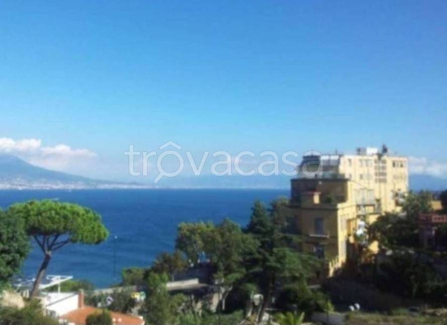 appartamento in affitto a Napoli in zona Posillipo