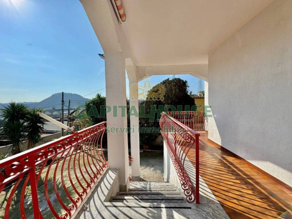 casa indipendente in affitto a Napoli in zona Bagnoli