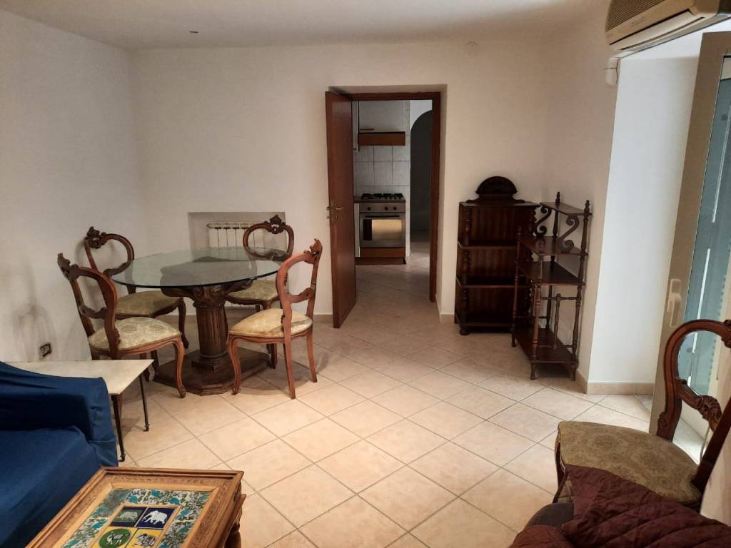 appartamento in affitto a Napoli