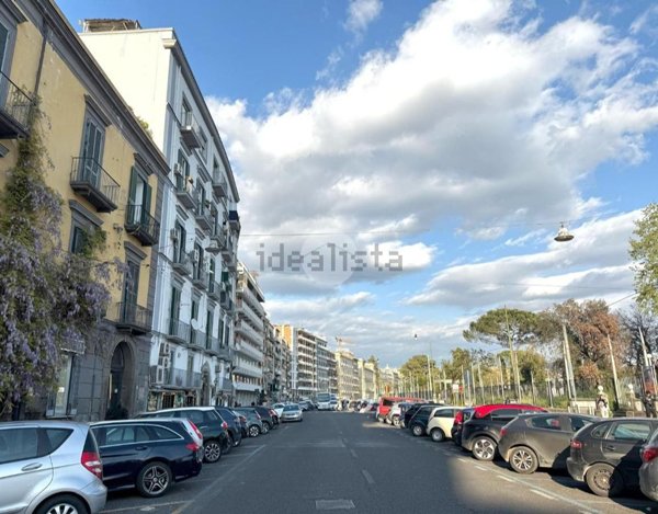 appartamento in affitto a Napoli in zona Chiaia