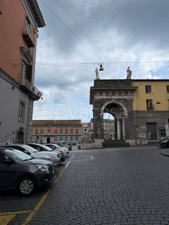 appartamento in affitto a Napoli in zona Chiaia