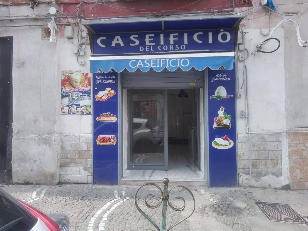 negozio in affitto a Napoli in zona San Giovanni a Teduccio