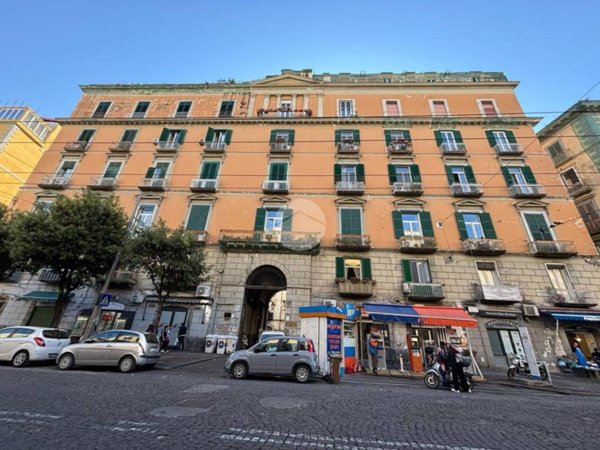 appartamento in affitto a Napoli in zona Stella