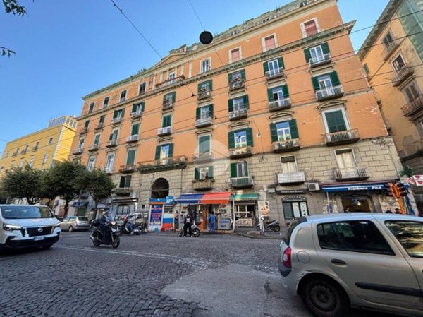 appartamento in affitto a Napoli in zona Stella