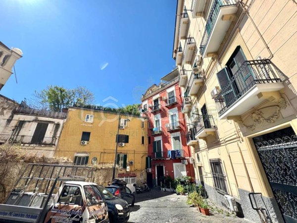 monolocale in affitto a Napoli in zona Chiaia