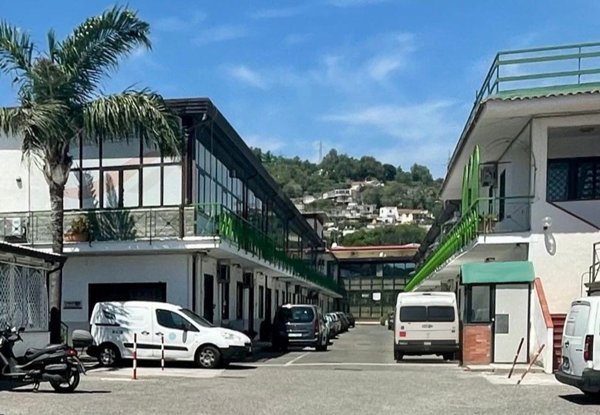 ufficio in affitto a Napoli in zona Bagnoli