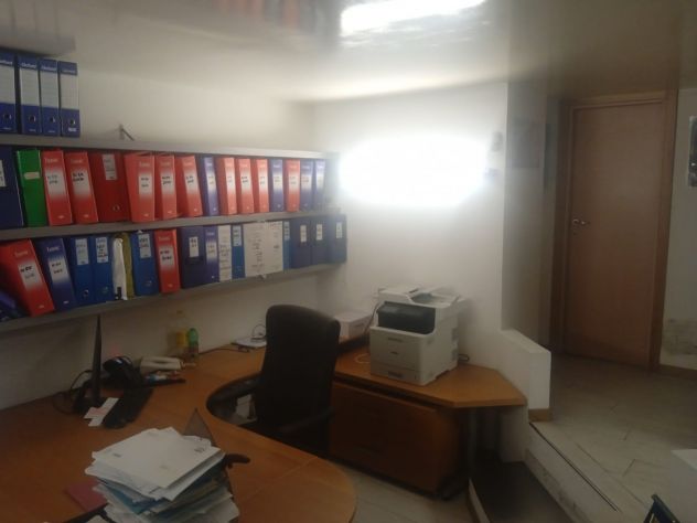 ufficio in affitto a Napoli in zona Chiaia