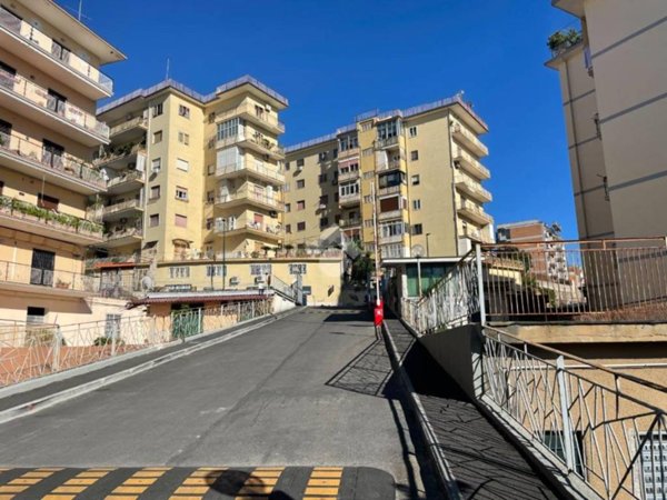 appartamento in affitto a Napoli in zona Posillipo