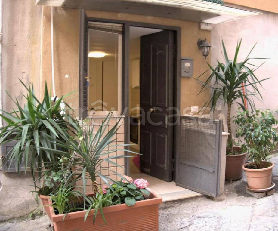 appartamento in affitto a Napoli
