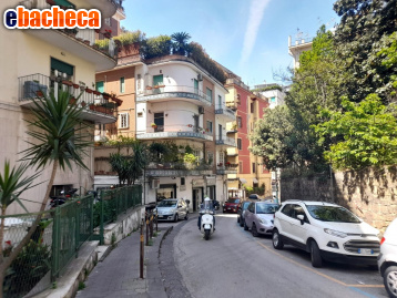 ufficio in affitto a Napoli in zona Vomero