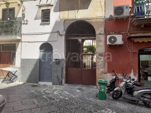 appartamento in affitto a Napoli in zona Pendino / San Giuseppe