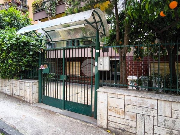 ufficio in affitto a Napoli in zona Vomero