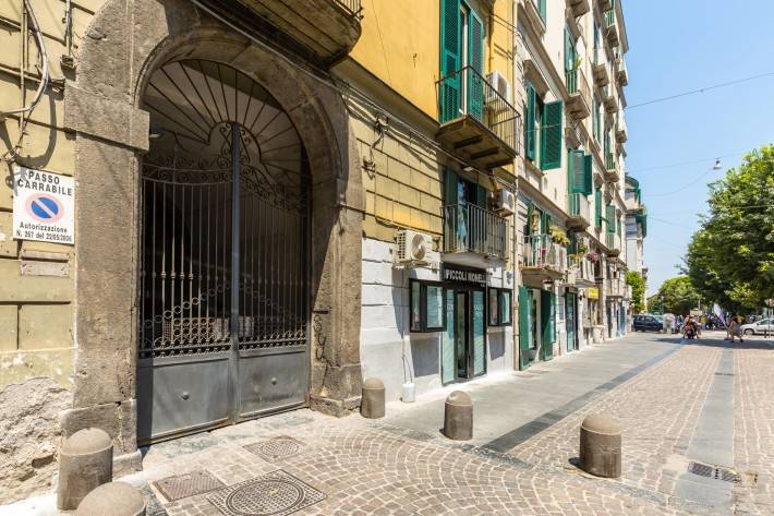 appartamento in affitto a Napoli in zona Stella