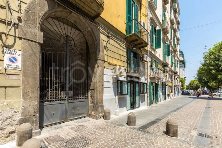appartamento in affitto a Napoli in zona Stella