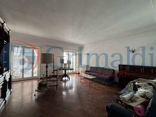 appartamento in affitto a Napoli in zona Chiaia