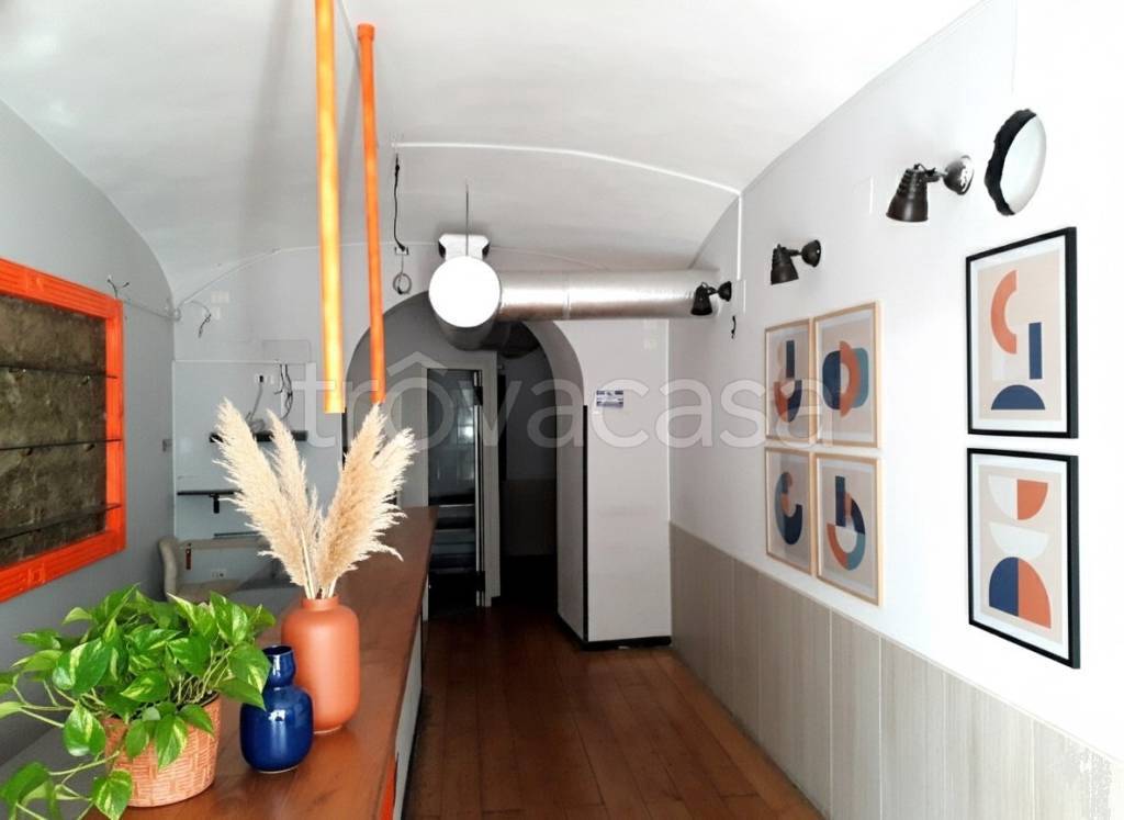 trivano in affitto a Napoli in zona Vomero