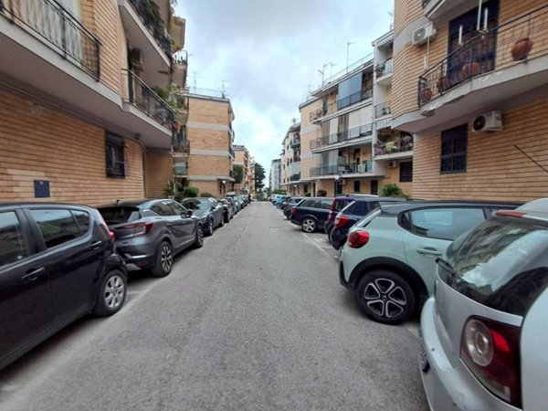 appartamento in affitto a Napoli in zona Pianura